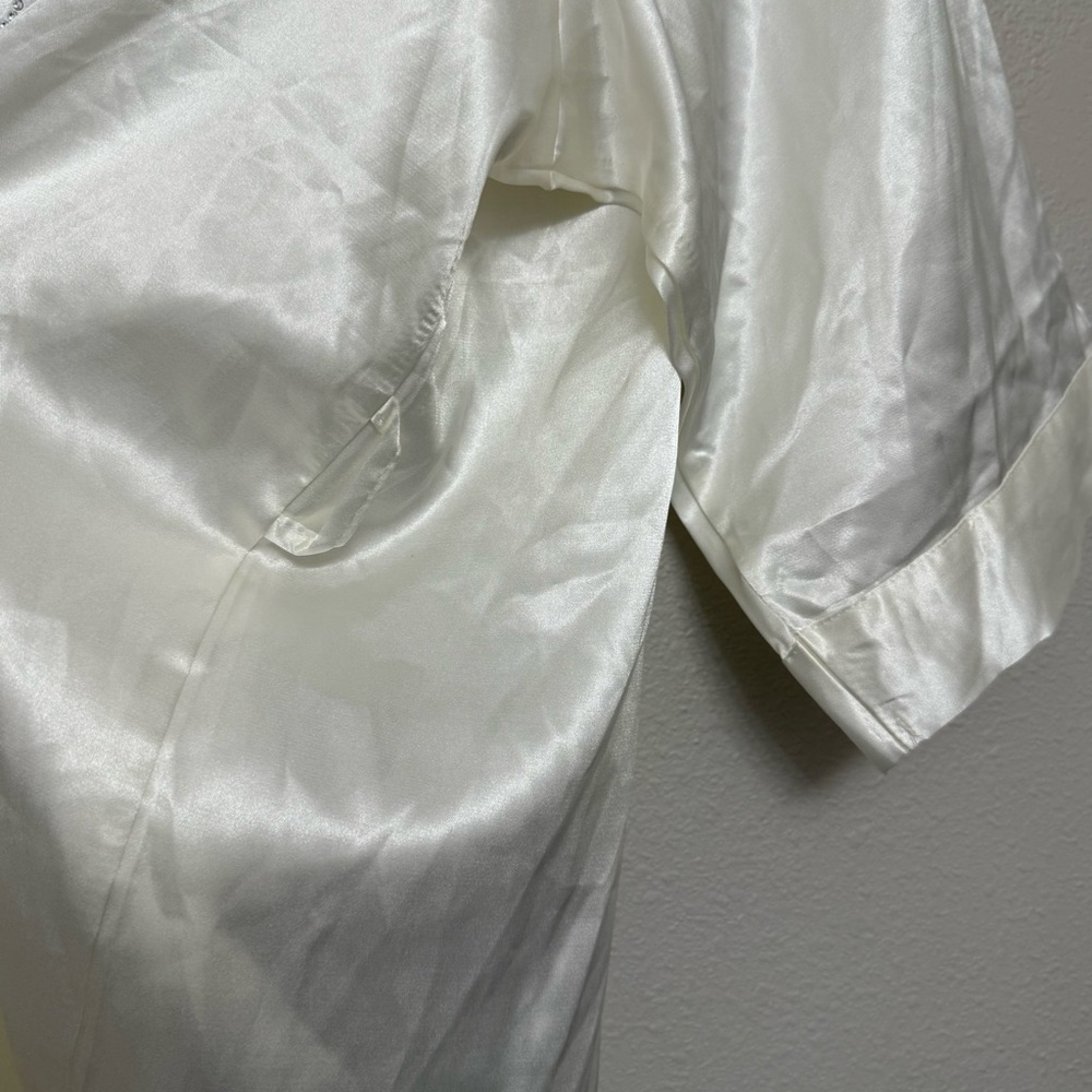 Ivory Bride Satin Robe - Picture 9 of 10